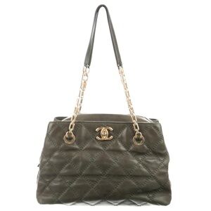 CHANEL Green Small Retro Chain Tote